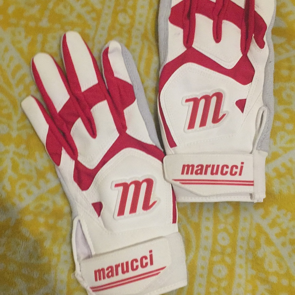 Marucci baseball gloves